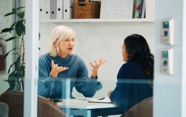 Avoiding Common HR Pitfalls in Your Drycleaning Business