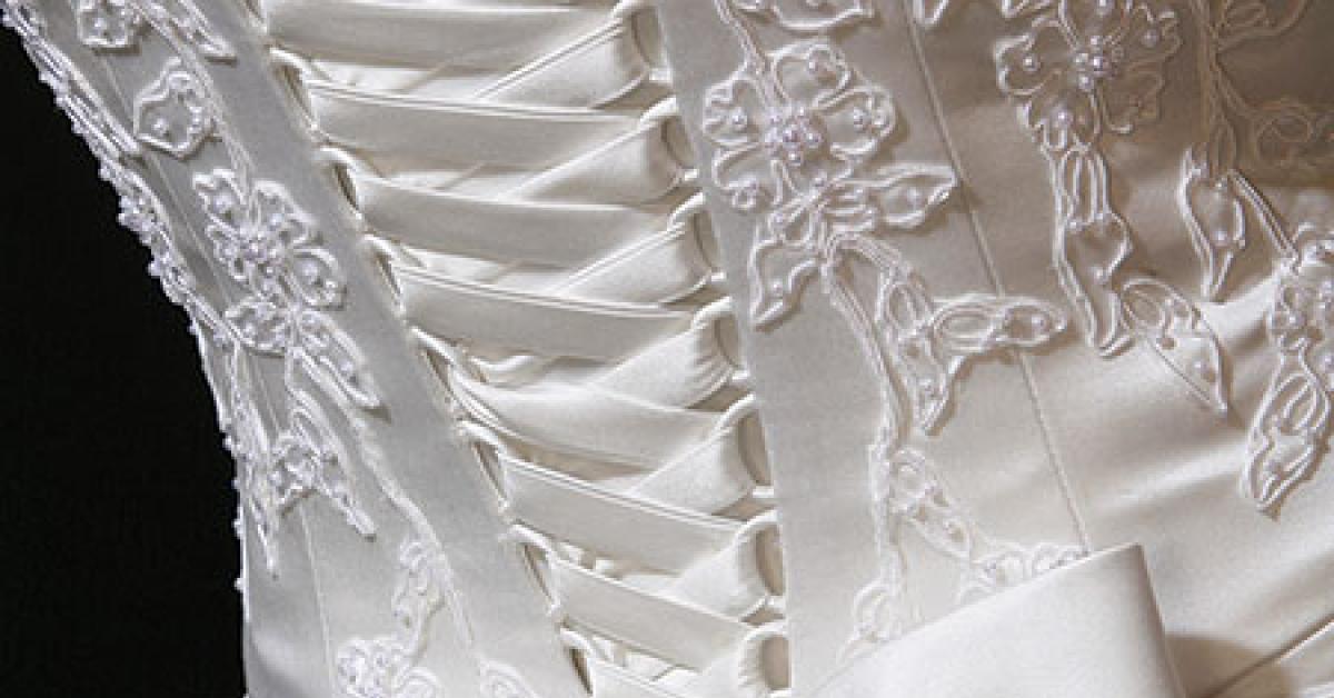 000005133555 wedding dress2 web