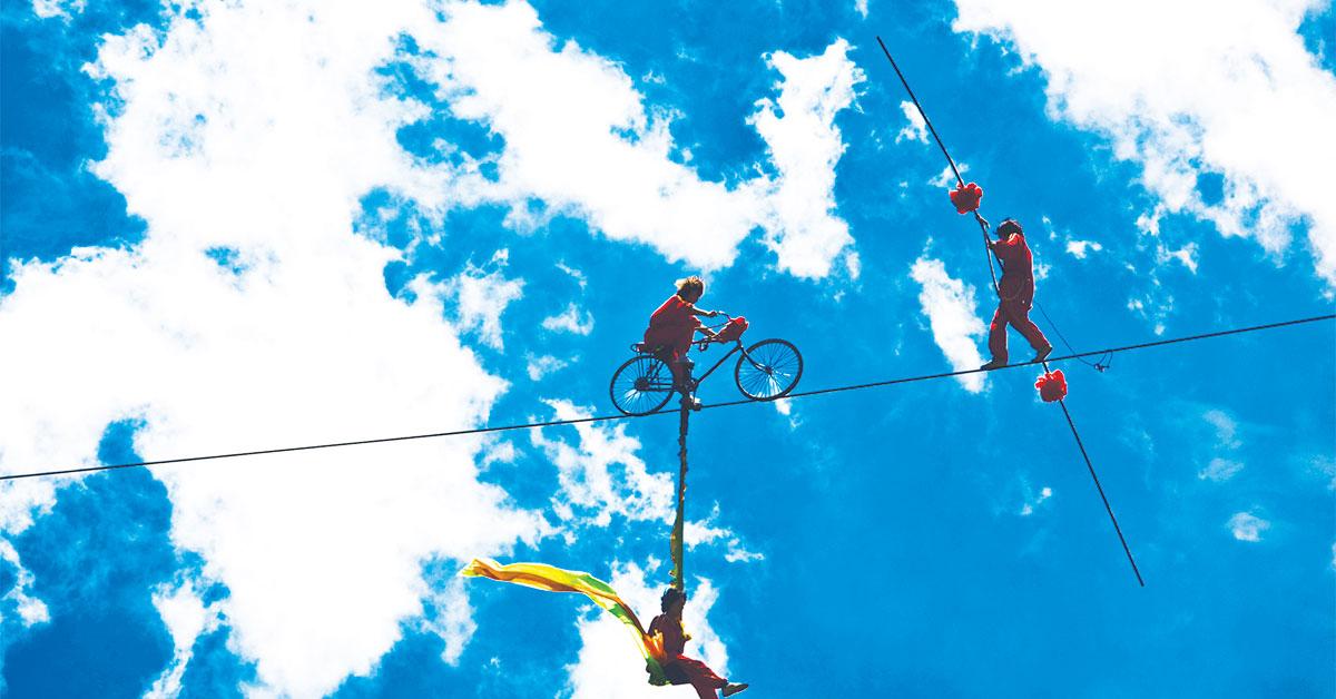 02c43827 tightrope web