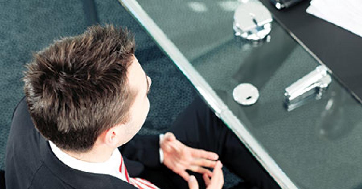 02g61956 interview web