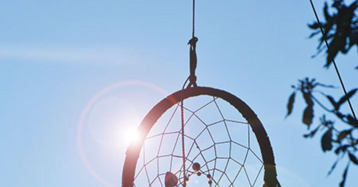 12294 00013 dream catcher lens flare web