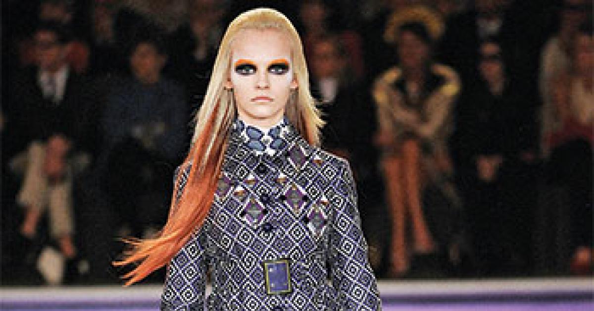 patterned fashion image