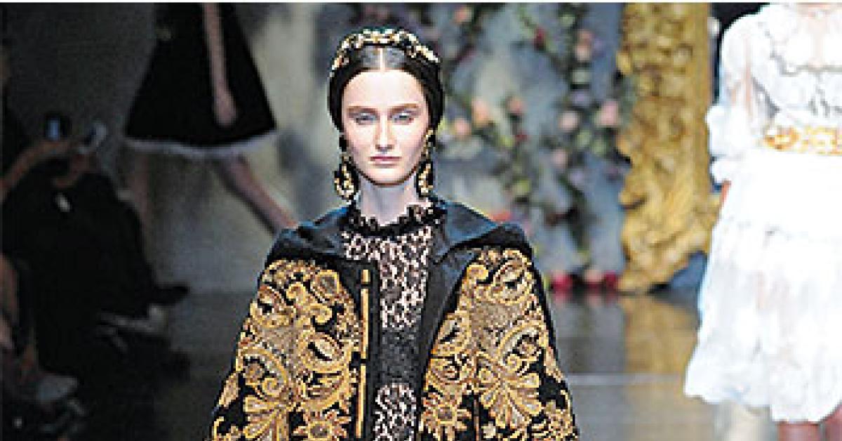 Baroque fashion image
