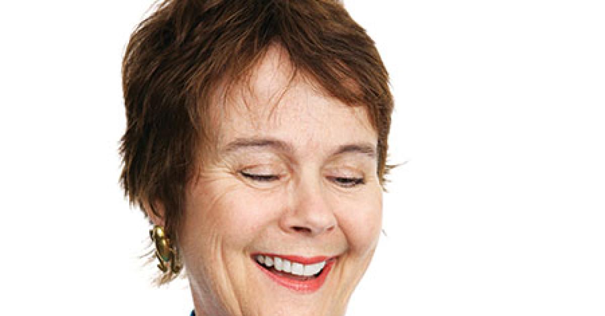 iss 4831 03999 chinese fortune cookie lady web