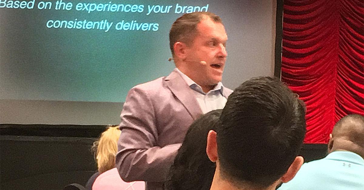 john di julius moving in the crowd img 3960 web