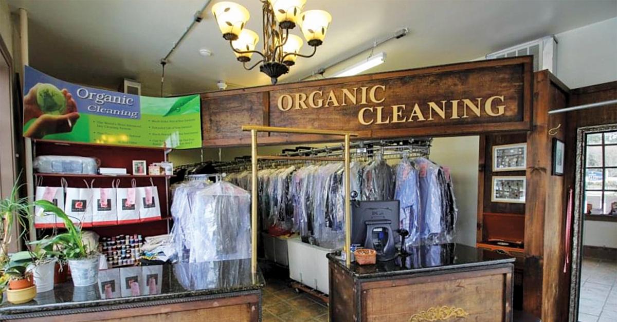 Cleaning Up Your Curb Appeal