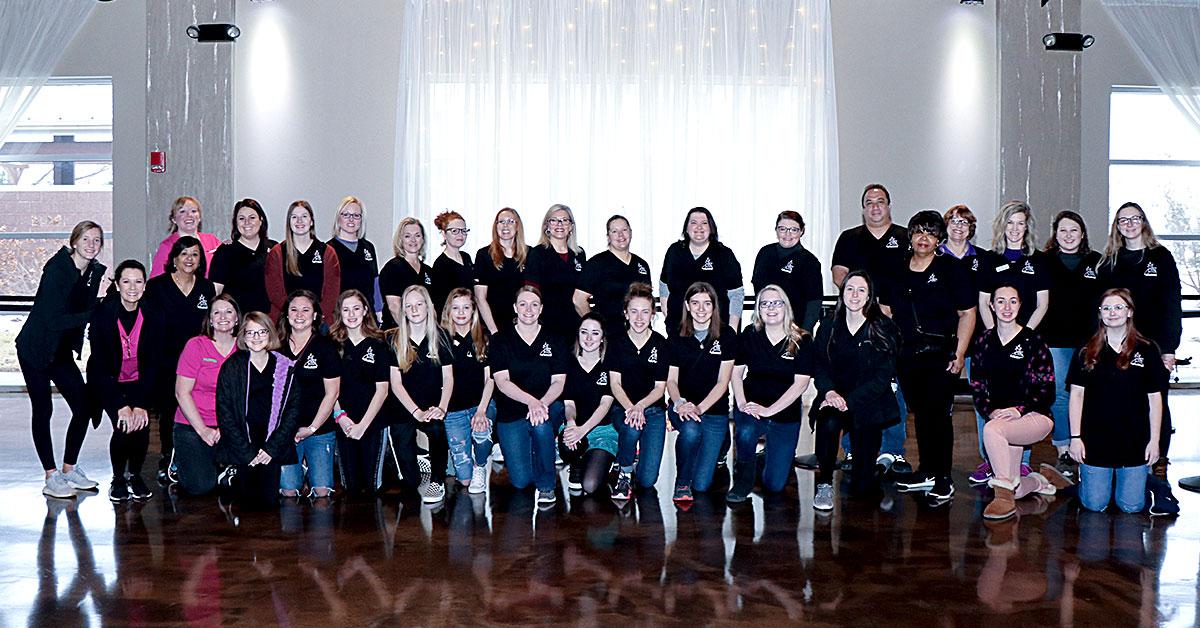 max i walkers 12th ultra chic boutique alzheimers assoc volunteers