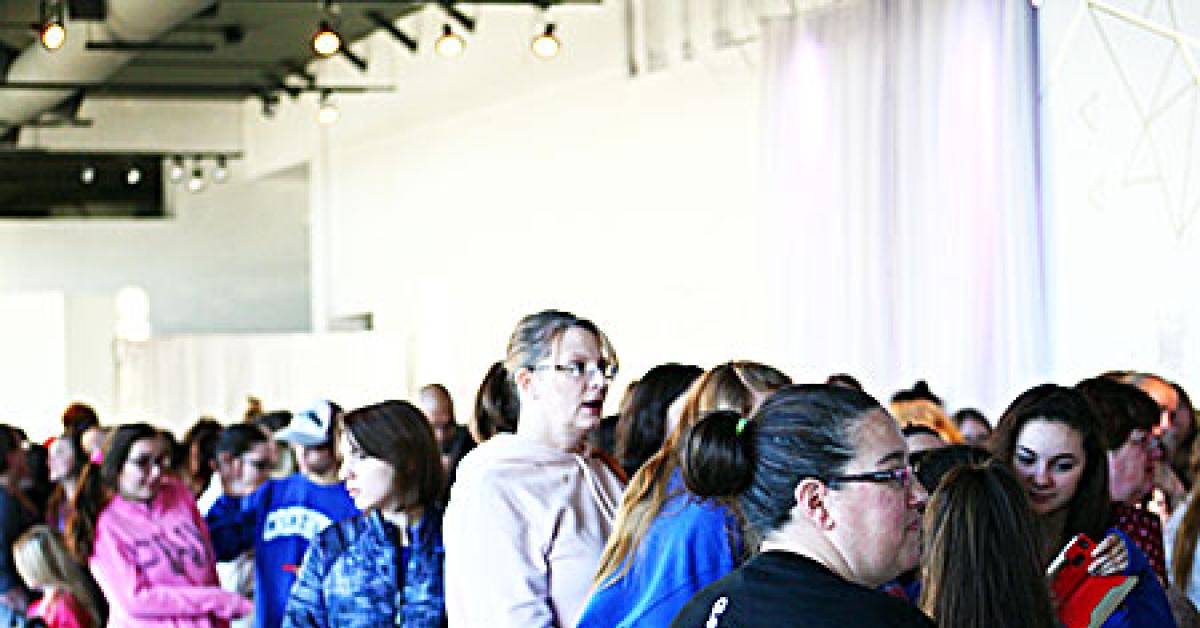 max i. walker waiting in line for boutique 2017 to open web