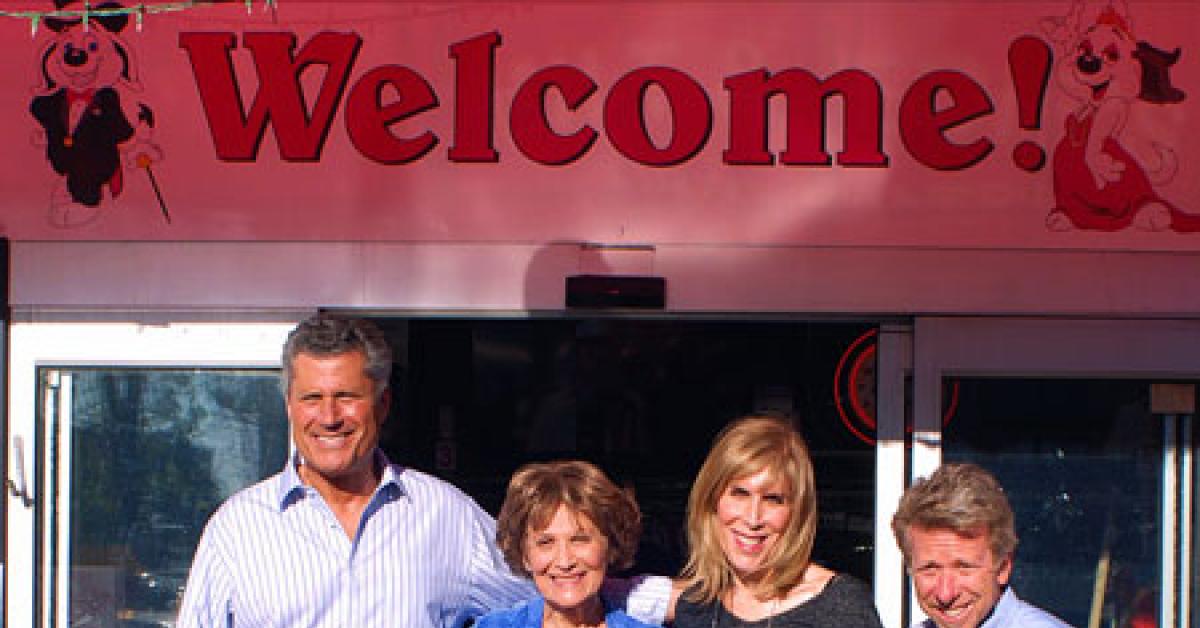 milt edies me 30ribboncut 021 sqr web