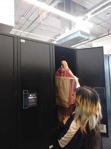 Dry Cleaning Franchise Opens Locker-Based Location
